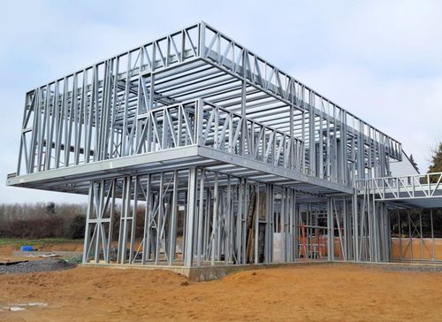 Stahlstruktur für Gebäude - voestalpine Sadef nv - Fertig / Stahl