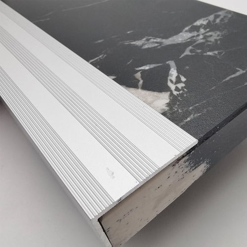 Aluminium-Treppenkante - Foshan Sunvin Ceramics CO., Ltd - rutschfest