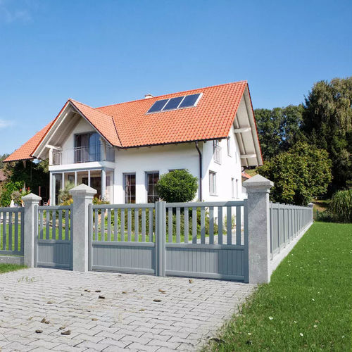 Einflügeliges Tor - PINDE - PREFALU - Schiebe / Aluminium / Lamellen