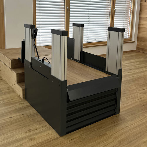 Hebeplattform für Personen mit eingeschränkter Mobilität - StepSaver - Lehner Lifttechnik - für Gebäude / zur beruflichen Nutzung / für Außenbereich
