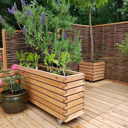 Lärche-Pflanzkübel - Gartenfrosch GmbH - geöltes Holz / rechteckig / quadratisch