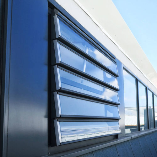 Aluminium-Rauchabzugsfenster - VENTRA-F - TRIA FRANCE - Polycarbonat / Glas / Rauch- und Wärmeabzugsanlage