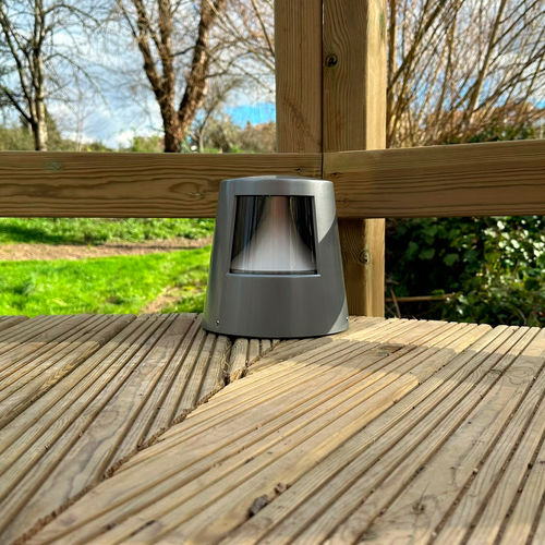 Moderner Leuchtpoller - SENDERO - IDELNOR - Aluminium / LED / IP65