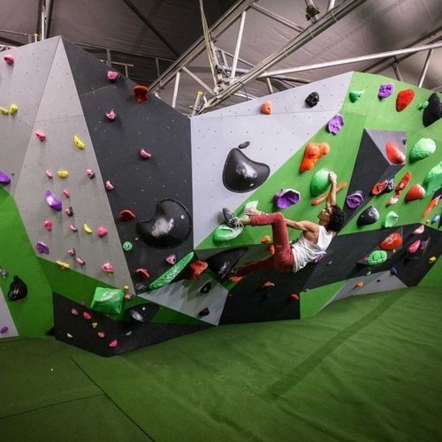 Kletterfelsen für öffentliche Einrichtungen - SPI Global Play - für professionellen Einsatz