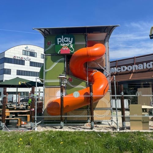 Rohrförmige Rutsche - SPI Global Play - drehend / für öffentliche Einrichtungen / für öffentliche Anlagen
