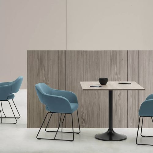 Moderner Couchtisch - MIN - TM Leader Contract - Blech / Gestell aus Metall / rund