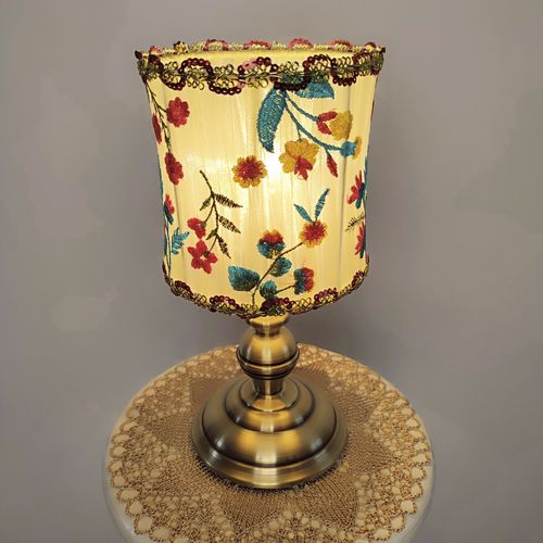 Tischlampe - Male 05 - DelightLamps - Messing / Stoff / klassisch