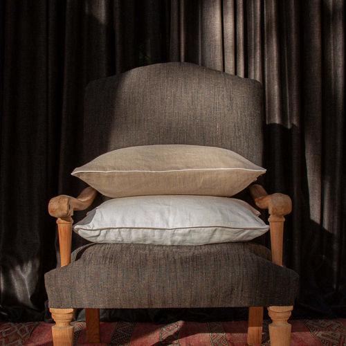 Kissen für Sofas - CLASSIC - dELENZO LINEN FROM EUROPE S.L - Stuhl / für Bett / rechteckig