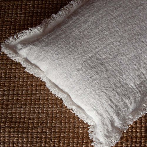 Kissen für Sofas - FORMENTERA - dELENZO LINEN FROM EUROPE S.L - für Bett / für den Innenbereich / quadratisch