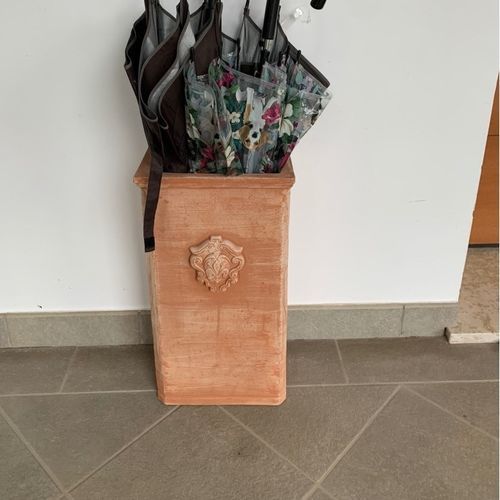 Terrakotta-Schirmständer - Rettangolare con Giglio - cestenoli srl - handgefertigt