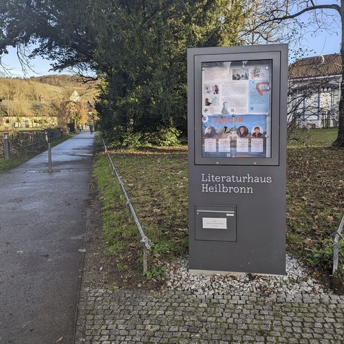 Werbestele - Menn Werbetechnik - zur Beschilderung / für Außenbereich / für Museen