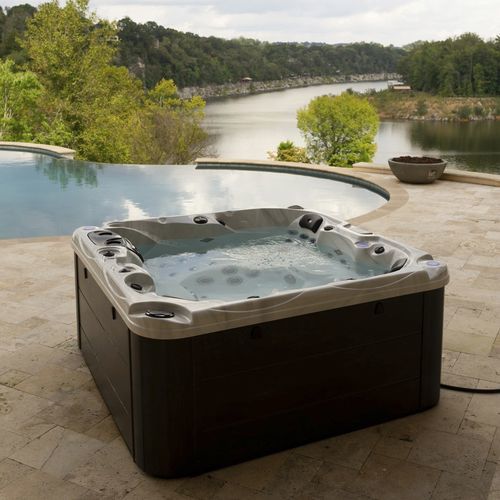 Whirlpool zum Aufstellen - Aurora  - Catalina Spas - quadratisch / Sechssitzer / Holz
