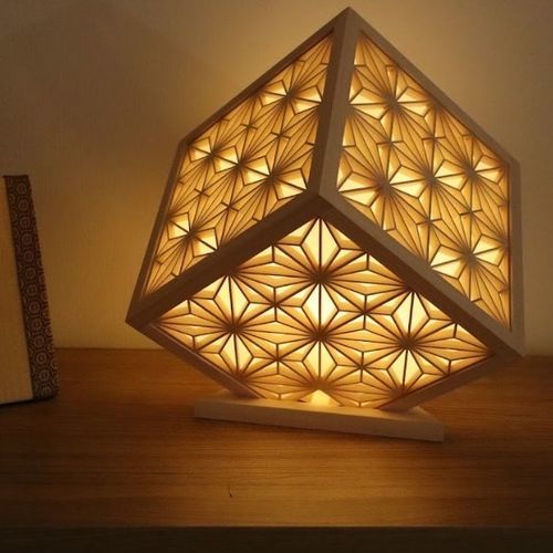 Bodenlampe - KUMIKO  - Kitsutaka Co., Ltd. - Holz / modern / mit Akku