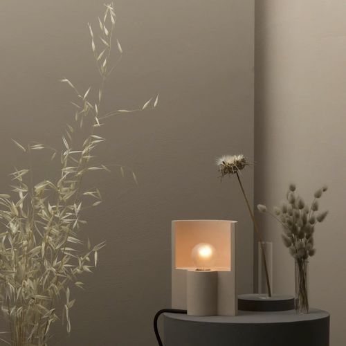 Tischlampe - ESSE - Plato Design srls - Beton / modern / mit Kabel