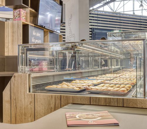 Verkaufskühlvitrine - VISUALIS PASTRY - Eurocryor - für Konditoreien / Metall / mit Tür