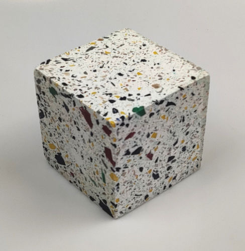 Kunststoff-Briefbeschwerer - SMALL  CUBE - BlueCycle - Papier