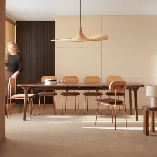 Moderner Esstisch - CLARA - TICKET FOR THE MOON - Massivholz / Eiche / Gestell aus Eiche