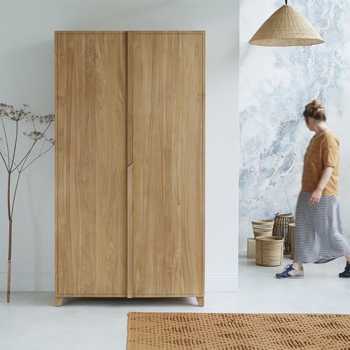 Moderner Kleiderschrank - GRETA - Tikamoon - Massivholz / Teakholz / mit Schwingtür