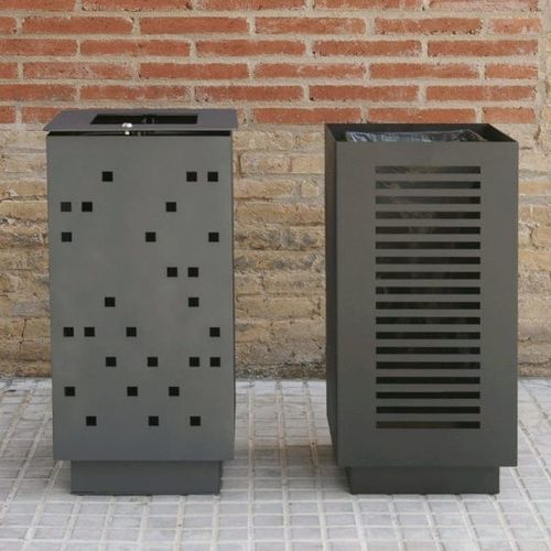 Park-Abfallbehälter - SQUARE series  - RYM URBAN FURNITURE, S.L. - Metall / mit integriertem Aschenbecher / mit Deckel