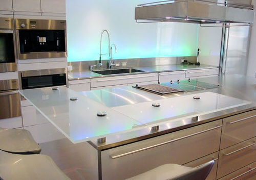 Glasarbeitsplatte - Infiniglass - lackiertes Glas / für Gewerbegebrauch / für Küche