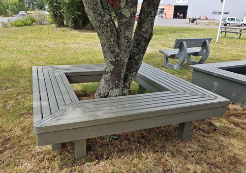 Moderne Polsterbank - TOUR D'ARBRE - Urban'Ex - aus recyceltem Material / für öffentliche Bereiche / für Außenbereich