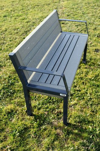 Moderne Bank - G&D - Urban'Ex - Metall / aus recyceltem Material / mit Rückenlehne