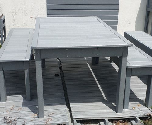 Moderne Tischgarnitur - VONNE - Urban'Ex - Stahl / Garten / für Außenbereich