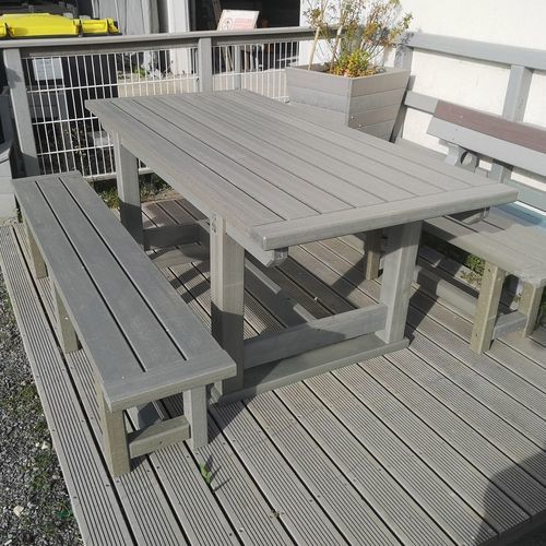 Moderne Tischgarnitur - VIENNE - Urban'Ex - Stahl / Garten / für Außenbereich