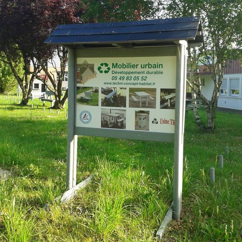 Infotafel für Außenbereich - Urban'Ex - mit variabler Anzeige / Recyclingkunststoff