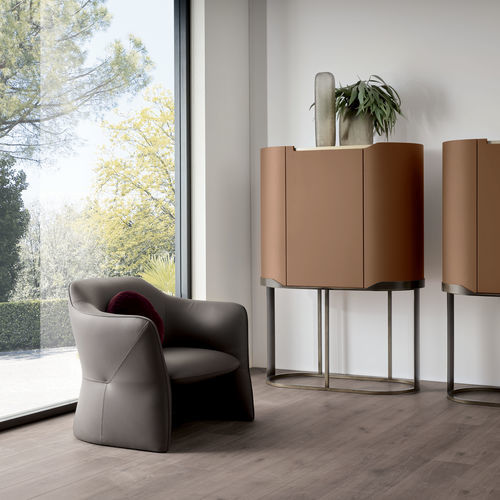 Moderner Sessel - KARINA - CANTORI - Leder / Holz / Polster