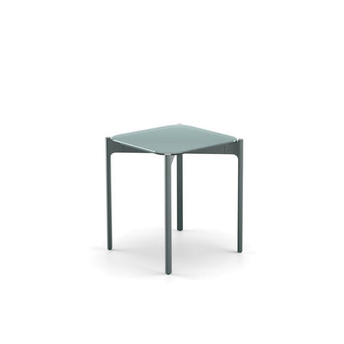 Moderner Beistelltisch - IZON - DEDON GmbH - Glas / Laminat / Gestell aus Aluminium