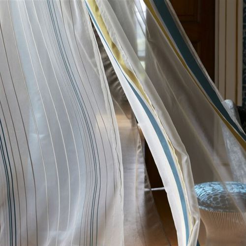 Streifenmuster-Gardine - ALISEDA  - DESIGNERS GUILD - Damast-Muster / Blumenmotive / waschbar