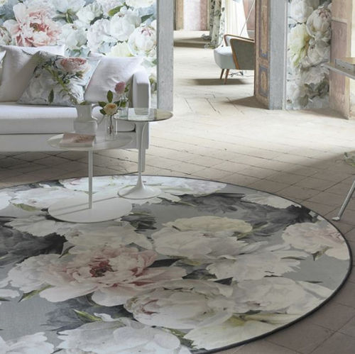 Moderner Teppich - PEONIA GRANDE ZINC - DESIGNERS GUILD - Blumenmotive / Polyamid / rechteckig