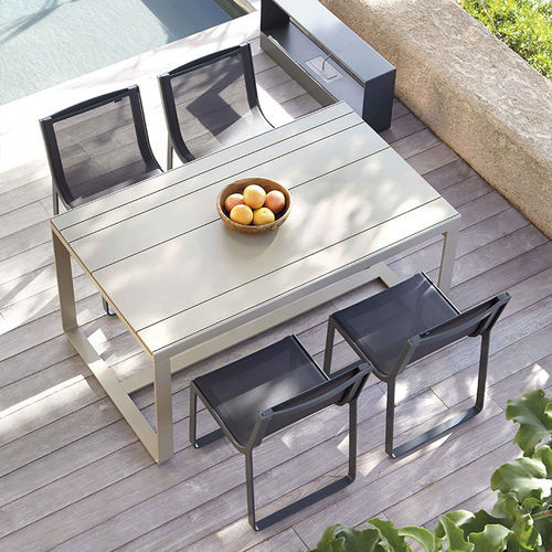 Moderner Esstisch - FLAT  - GANDIA BLASCO - Dekton® / Polyethylen / Gestell aus Aluminium