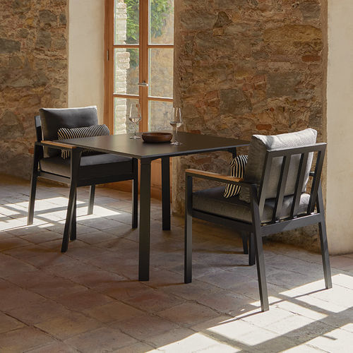 Moderner Esstisch - TIMELESS  - GANDIA BLASCO - Dekton® / Gestell aus Aluminium / rechteckig