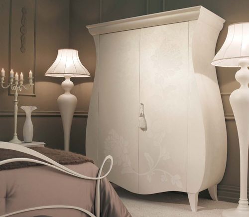 Neobarock-Kleiderschrank - GLAMOUR - GIUSTI PORTOS - Holz / mit Schwingtür