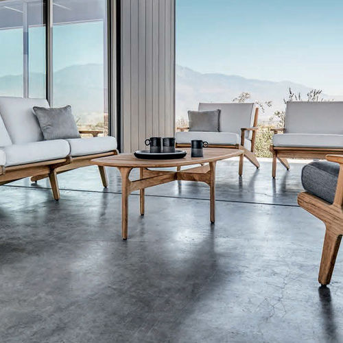 Moderner Couchtisch - BAY - GLOSTER - Teakholz / Gestell aus Teakholz / oval