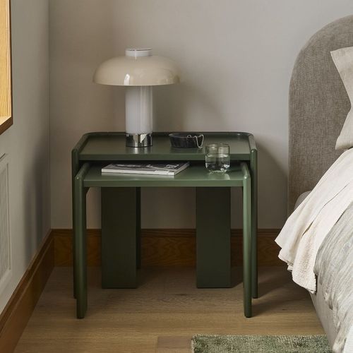 Moderner Nachttisch - Rylee Nesting - West Elm - lackiertes Holz / Gestell aus Mahagoni / rechteckig