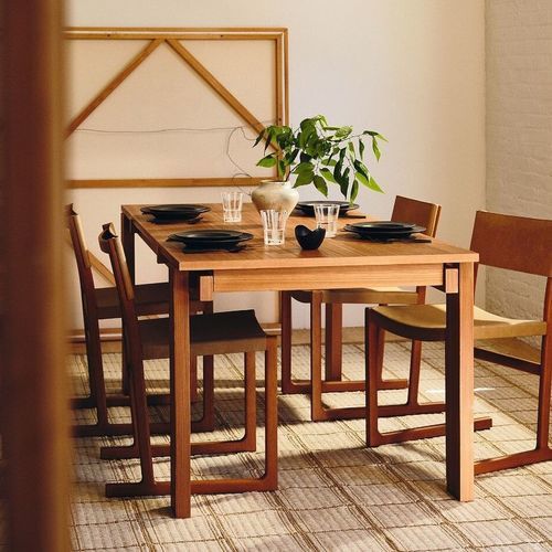 Moderner Esstisch - Ainsley - West Elm - Massivholz / Holzfurnier / Fichte