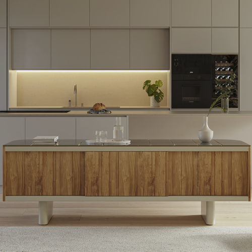 Modernes Sideboard - ATRIO - punt mobles - Teakholz / mit Schiebetür / mit 4 Beinen