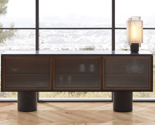 Modernes Sideboard - RIO - punt mobles - Nussbaum / Messing / Glas