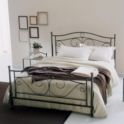Doppelbett - GARDA - INGENIA CASA - klassisch / Kopfteil / Bettkasten