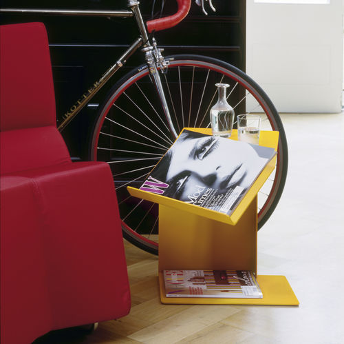 Beistelltisch / originelles Design - DIANA - CLASSICON - Stahlblech / Polyethylen / Gestell aus Stahlblech