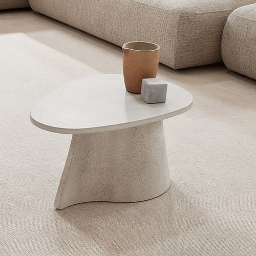 Moderner Couchtisch - FOSSIL - MDF Italia - Zement / Gestell aus Zement / mit Mittelfuß