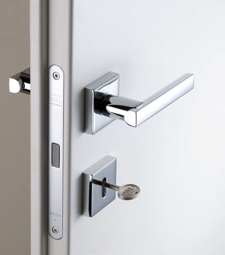 Tür für Innenbereich - XONDA WHITE - GIDEA - Laminat / einflügelig / modern
