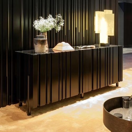 Modernes Sideboard - Bamboo - LAURAMERONI - lackiertes Holz / Glas / mit Schwingtür