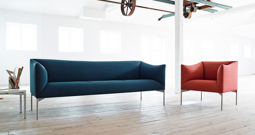 Modernes Sofa - BOW : EJ 485 - Erik Jørgensen - Stoff / Leder / mit abnehmbarem Kissen