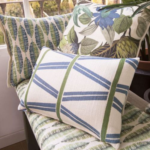 Kissen für Sofas - TRELLIS - GANCEDO - Stuhl / rechteckig / geometrisches Muster