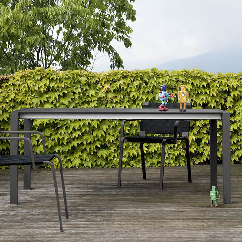 Moderner Tisch - SUSHI - Kristalia - Glas / Laminat / aus Laminam