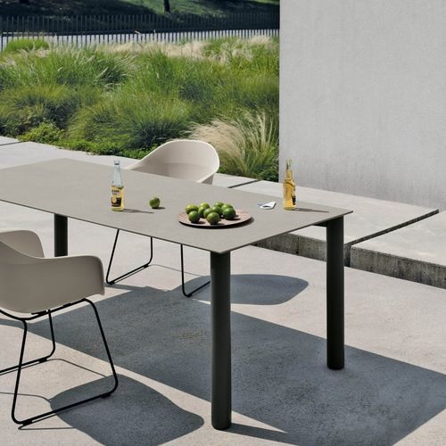 Moderner Tisch - BODONI - Kristalia - aus Laminam / Marmor / NTM Fenix®